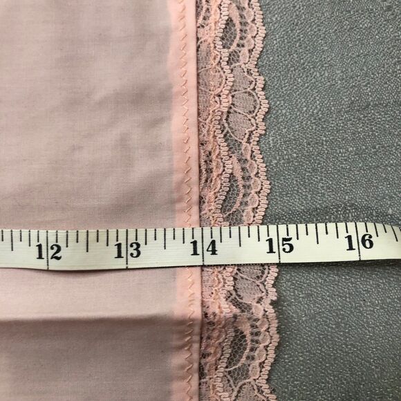 Vintage 1960s Handmade Ladies Lacy Handkerchief in Soft Peach w/Roses, Ribbon - Picture 9 of 9